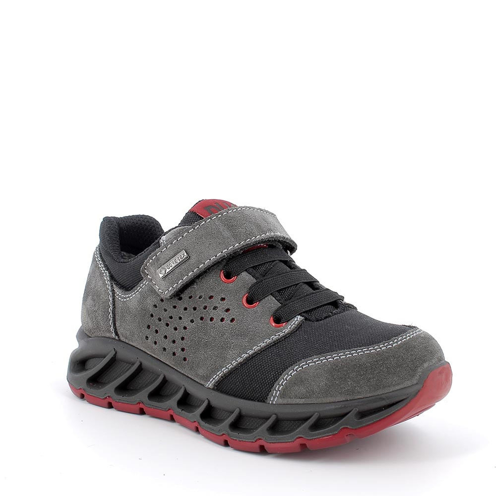 Boys gore tex shoes discount