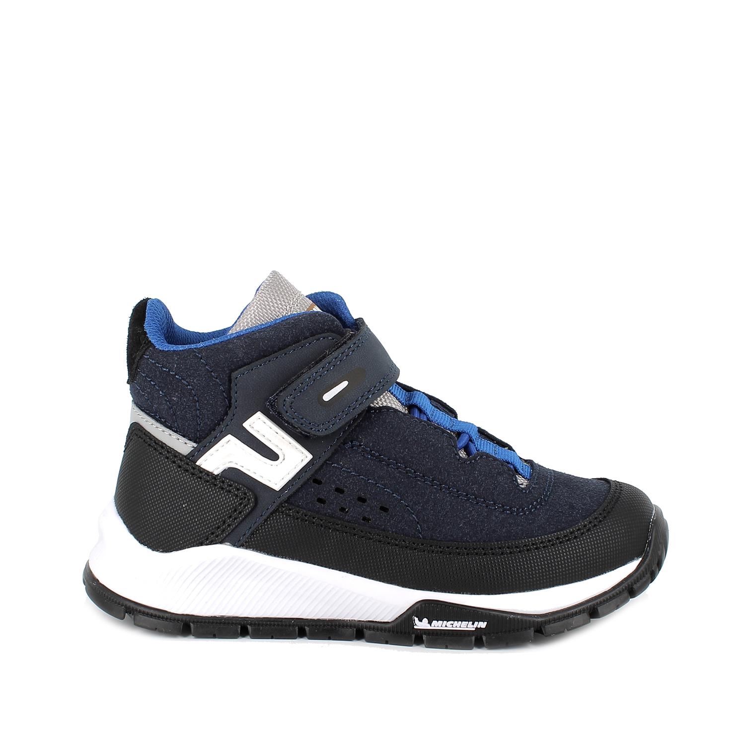 Zapatillas con sales suela michelin