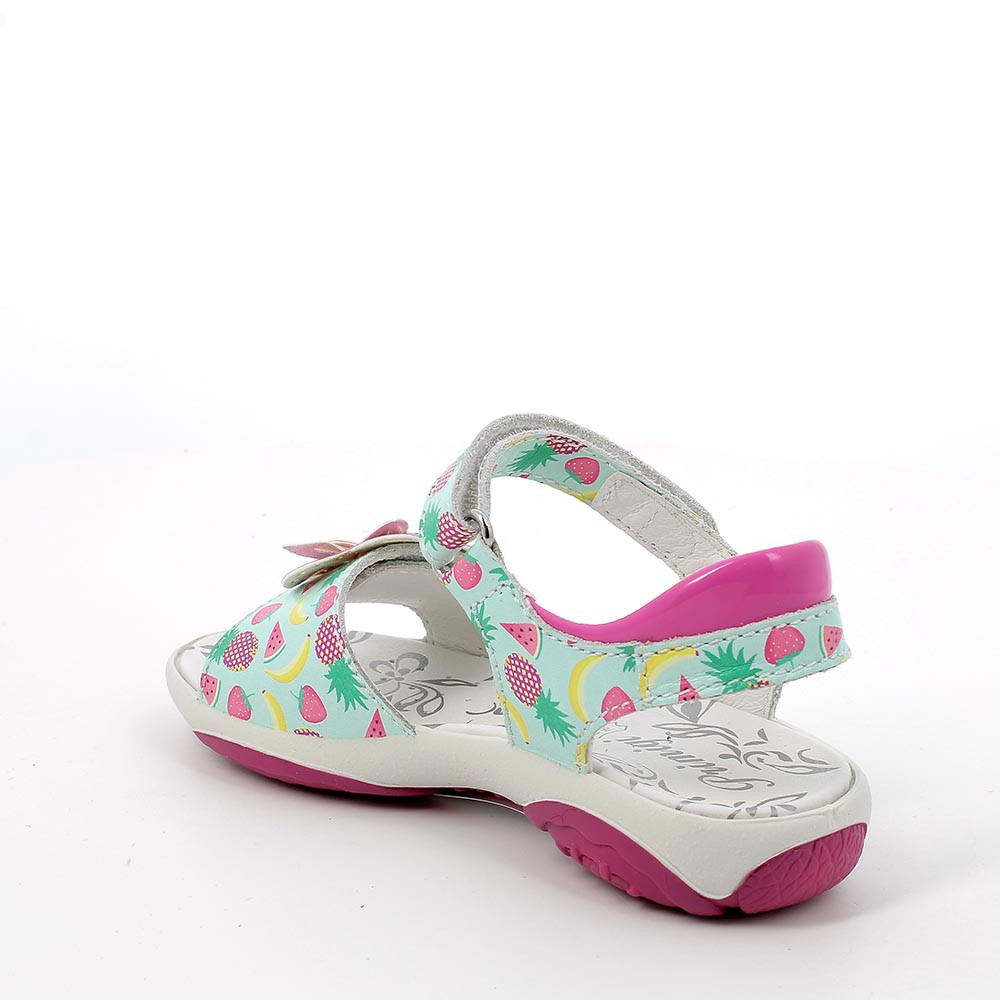 Girls play sandals top
