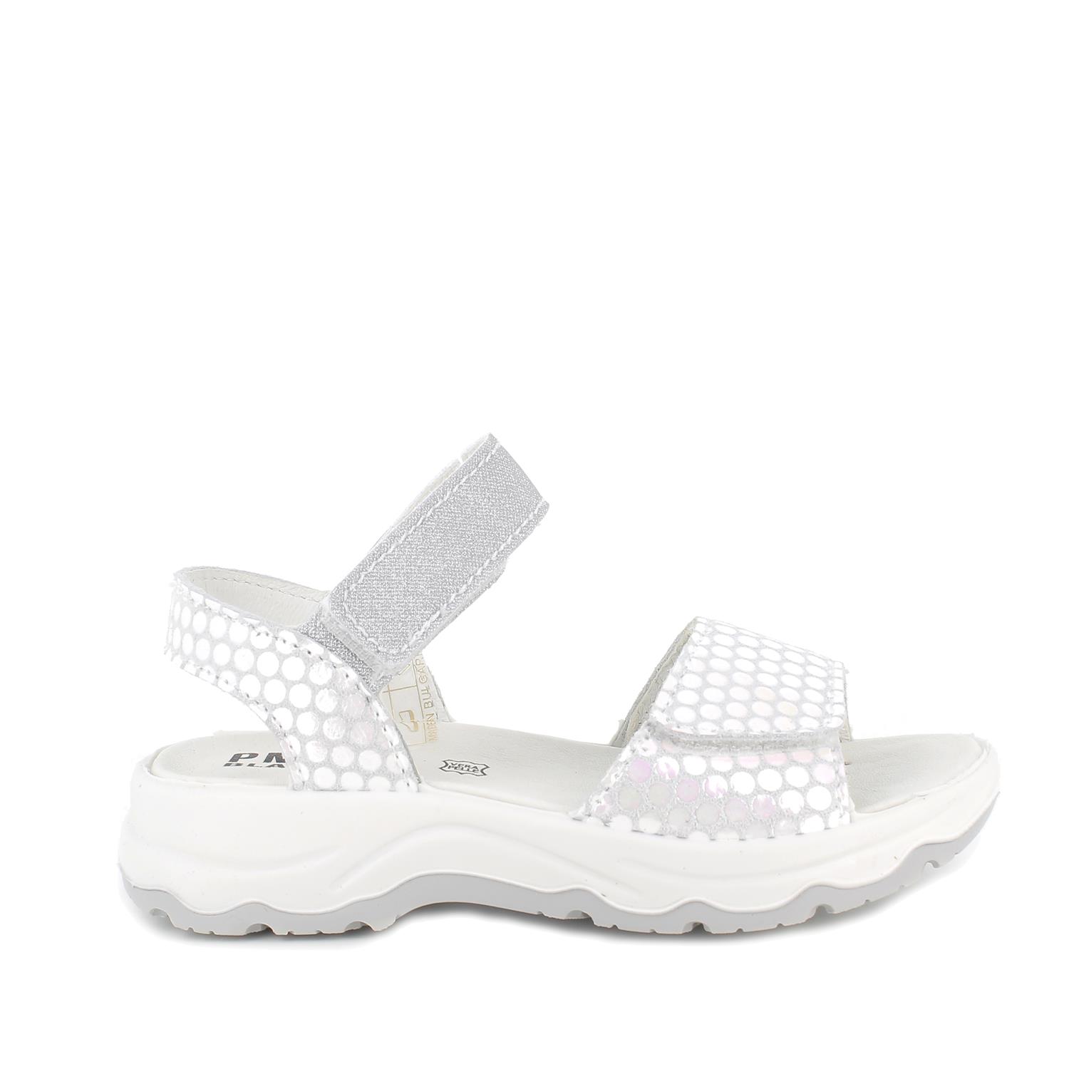 SANDALE AUS LEDER FUER MAEDCHEN  WEISS IRISIEREND