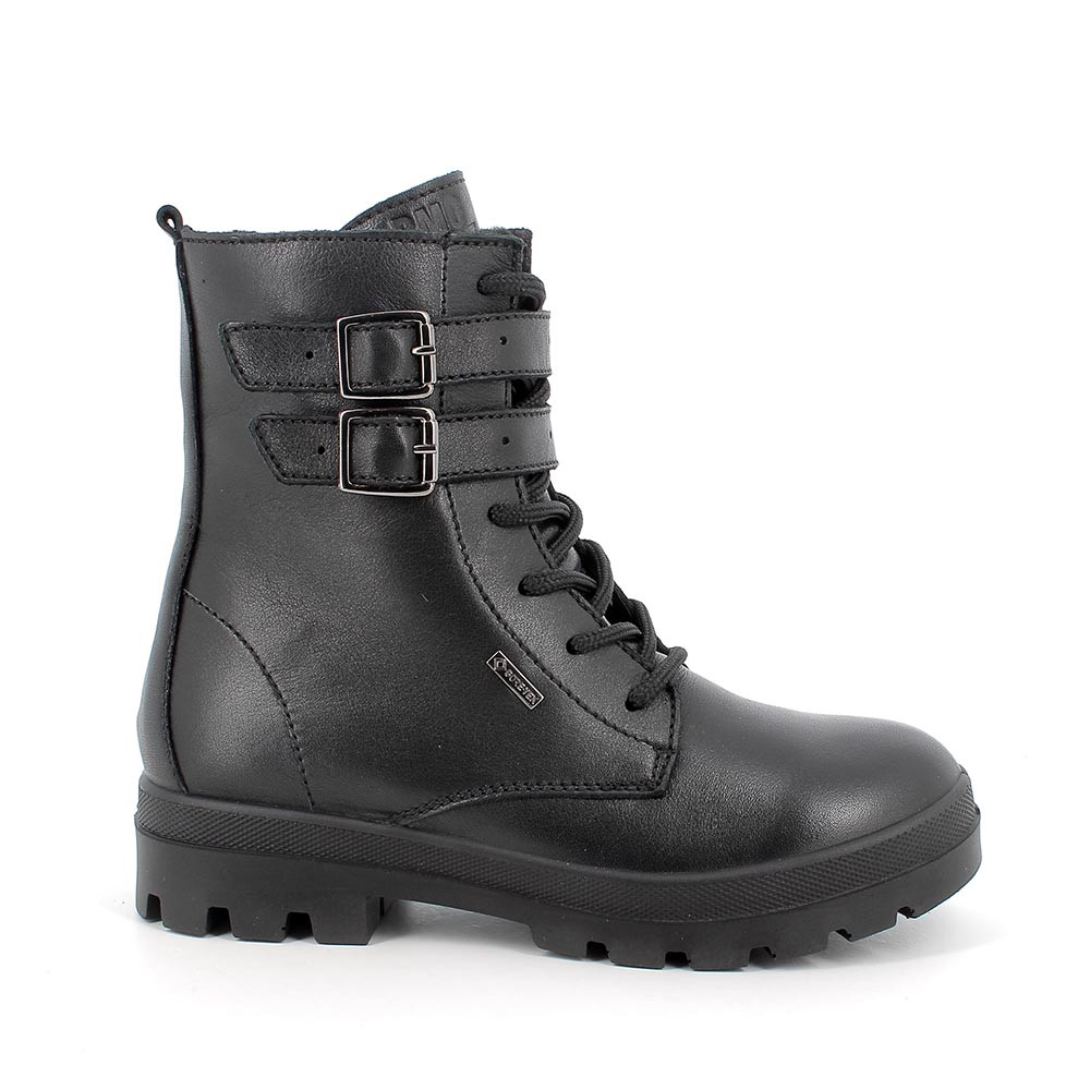 Anfibi on sale in goretex