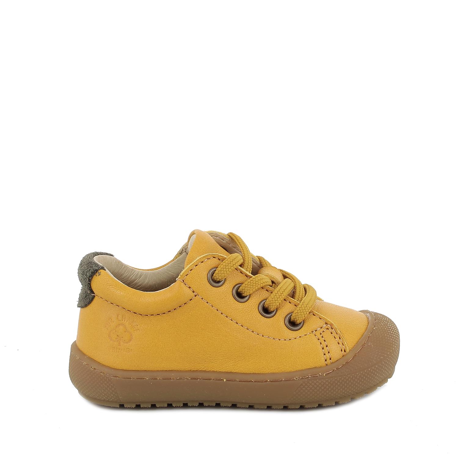 SCHUHE  AUS LEDER  JUNGEN   SENF