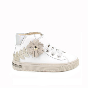 MAEDCHENSNEAKERS MAEDCHENSNEAKERS