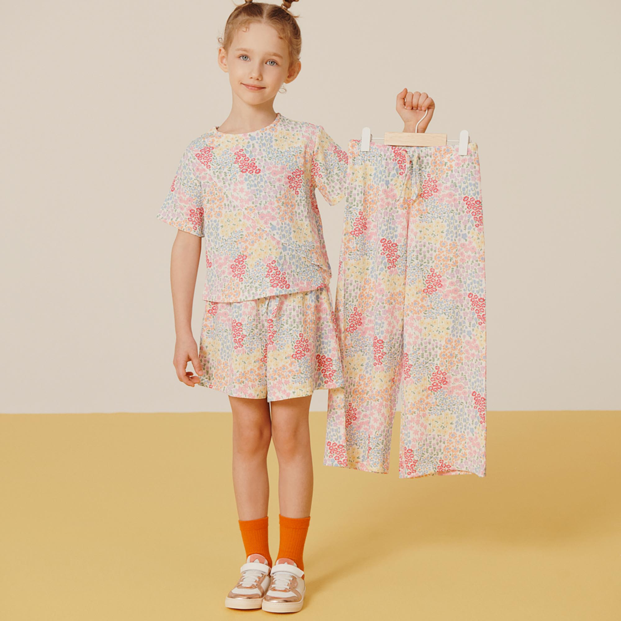 Girl's T-shirt in seersucker, white