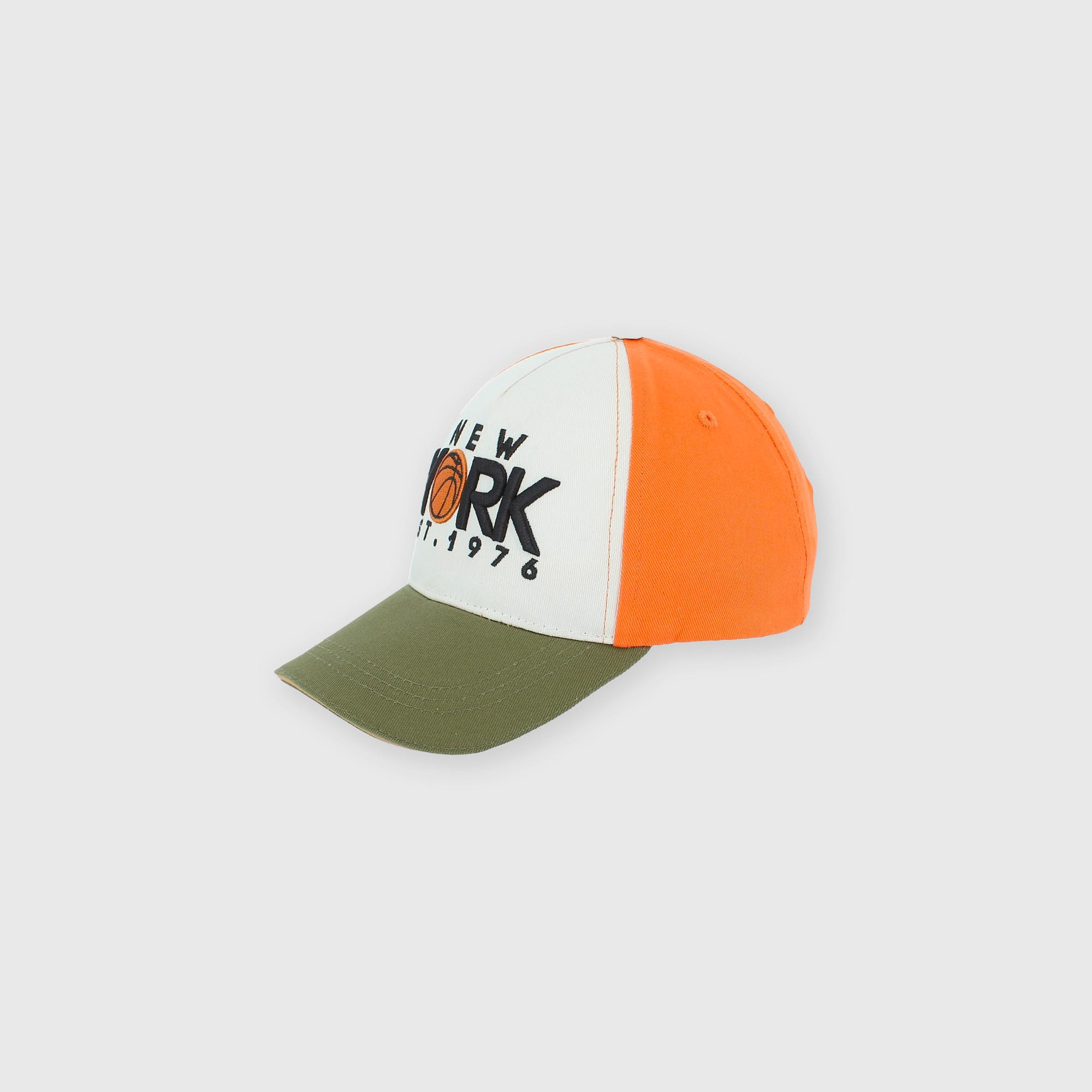 Boy's baseball cap, white
