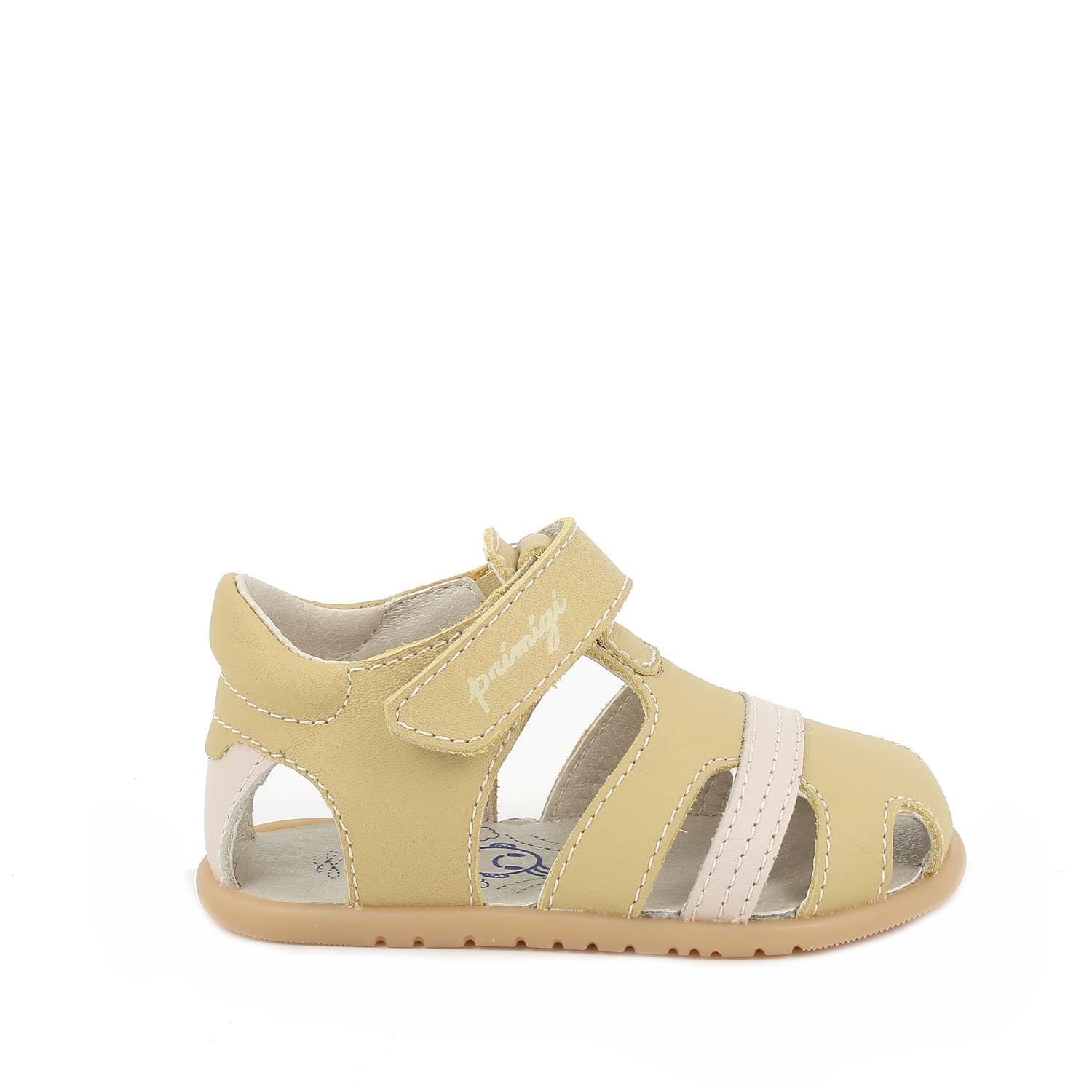 Sandalia para niño amarillo con velcro