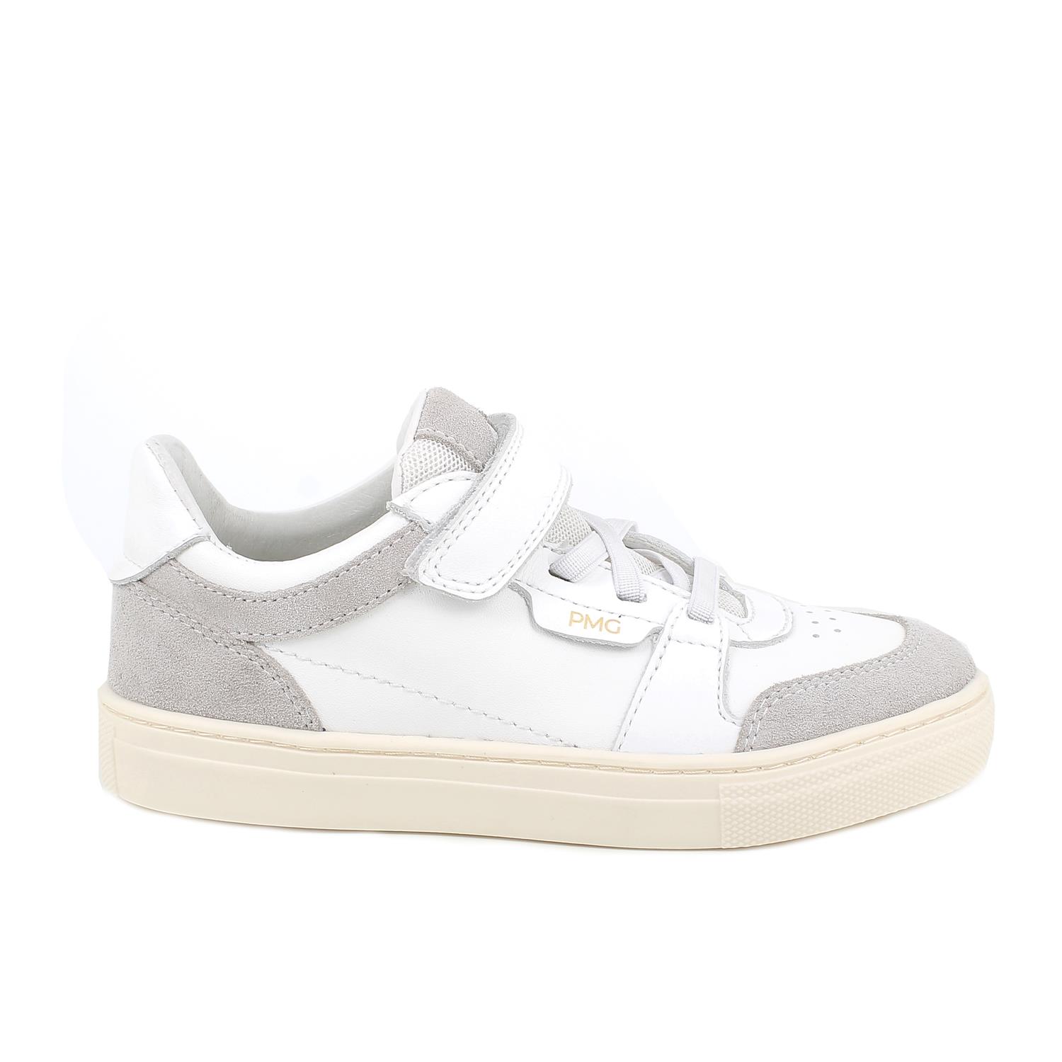 Sneaker&#x20;pour&#x20;gar&#xE7;on&#x20;blanc&#x20;et&#x20;gris&#x20;avec&#x20;velcro