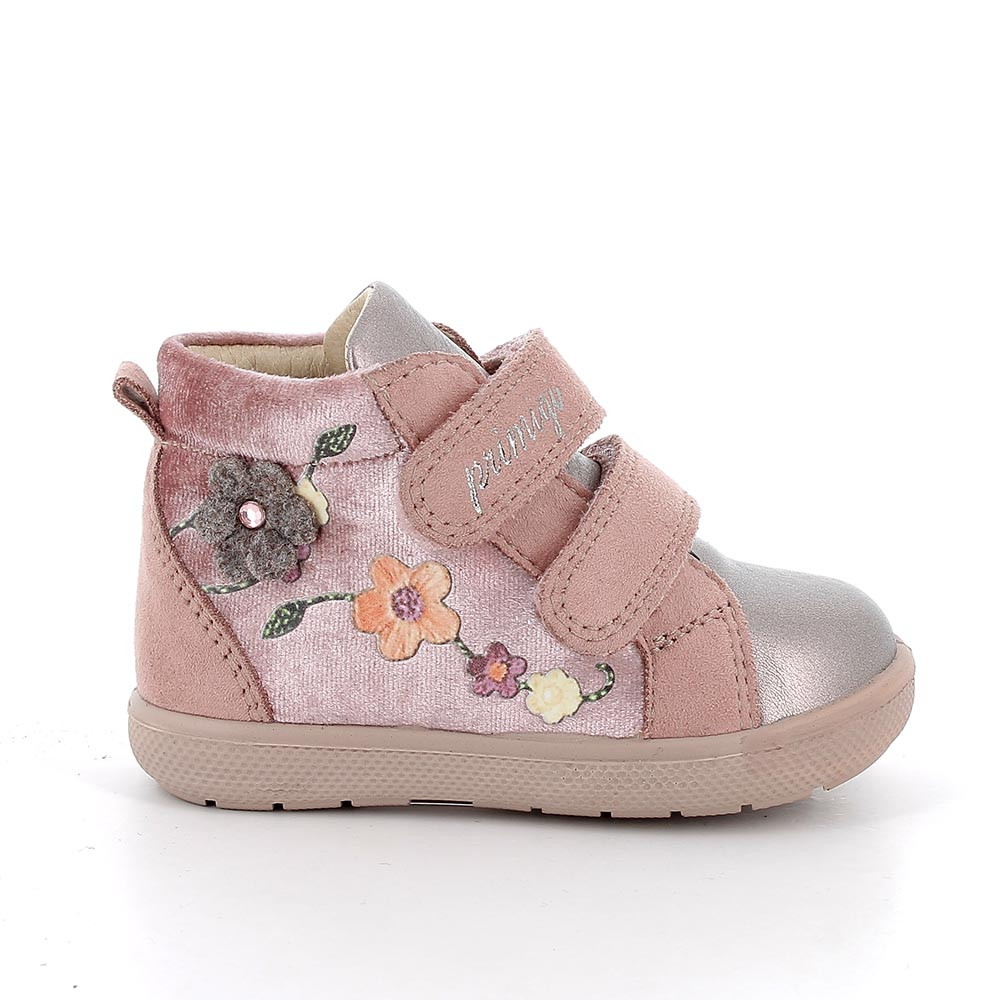 Scarpe&#x20;da&#x20;bambina&#x20;rosa&#x20;con&#x20;strap