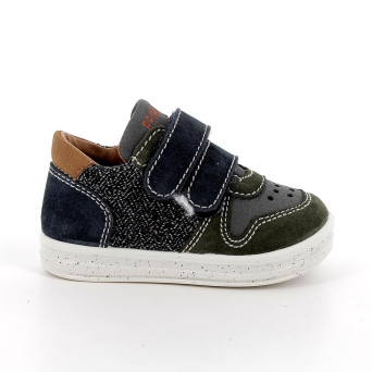 Sneaker pour garçon vert et bleu avec velcro Sneaker pour garçon vert et bleu avec velcro