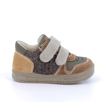 Sneaker pour garçon brun avec velcro Sneaker pour garçon brun avec velcro