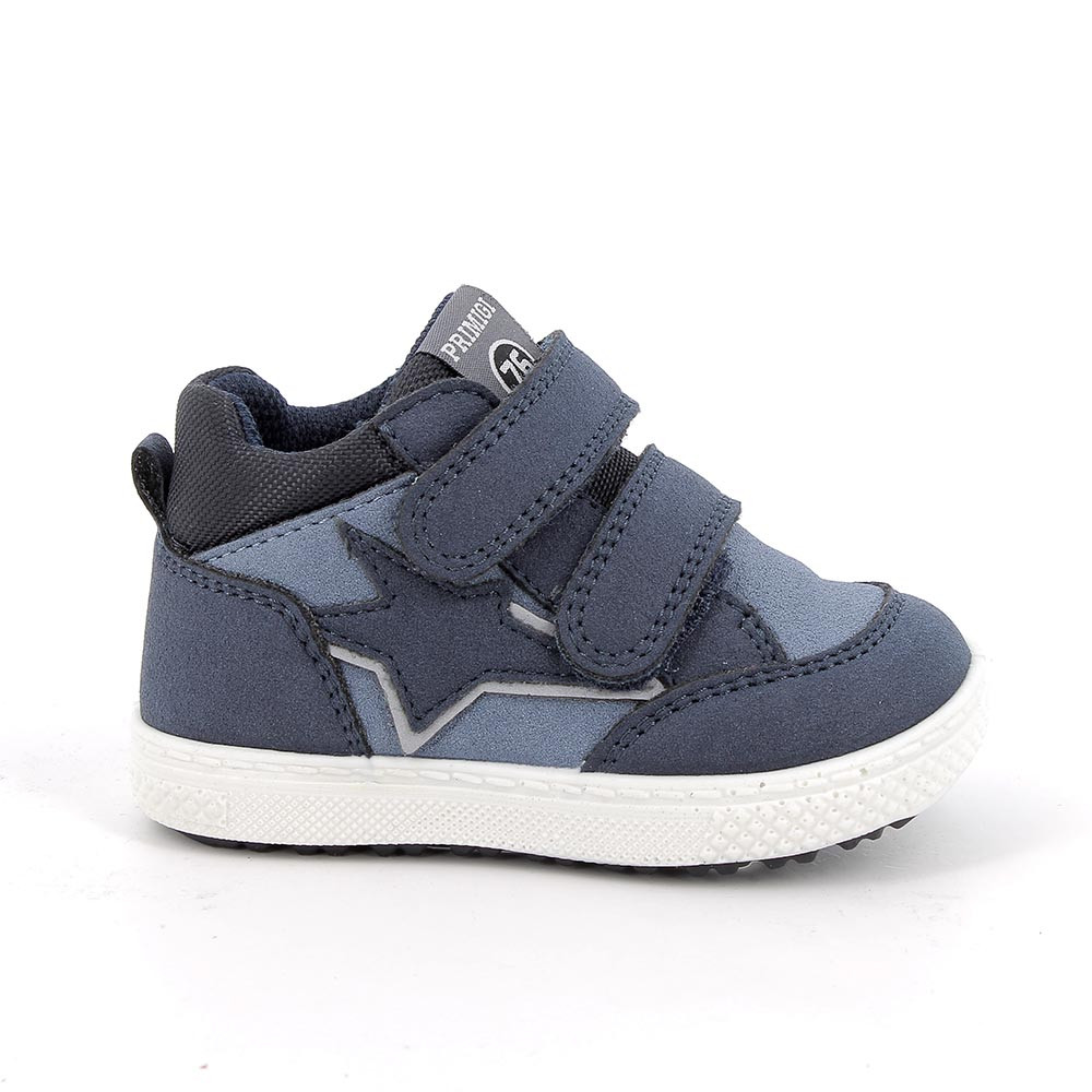 Zapato&#x20;para&#x20;ni&#xF1;o&#x20;azul&#x20;y&#x20;celeste&#x20;con&#x20;velcro