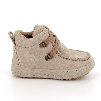 Chaussure pour garçon beige avec lacets Chaussure pour garçon beige avec lacets