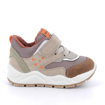 JUNGE SNEAKER BEIGE MIT VELCRO JUNGE SNEAKER BEIGE MIT VELCRO