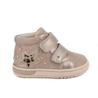 Shoes for girls beige with velcro Shoes for girls beige with velcro