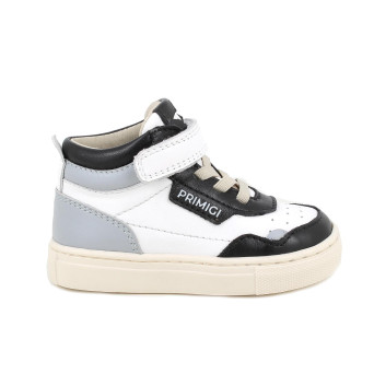 JUNGE SNEAKER WEISS UND SCHWARZ MIT VELCRO JUNGE SNEAKER WEISS UND SCHWARZ MIT VELCRO
