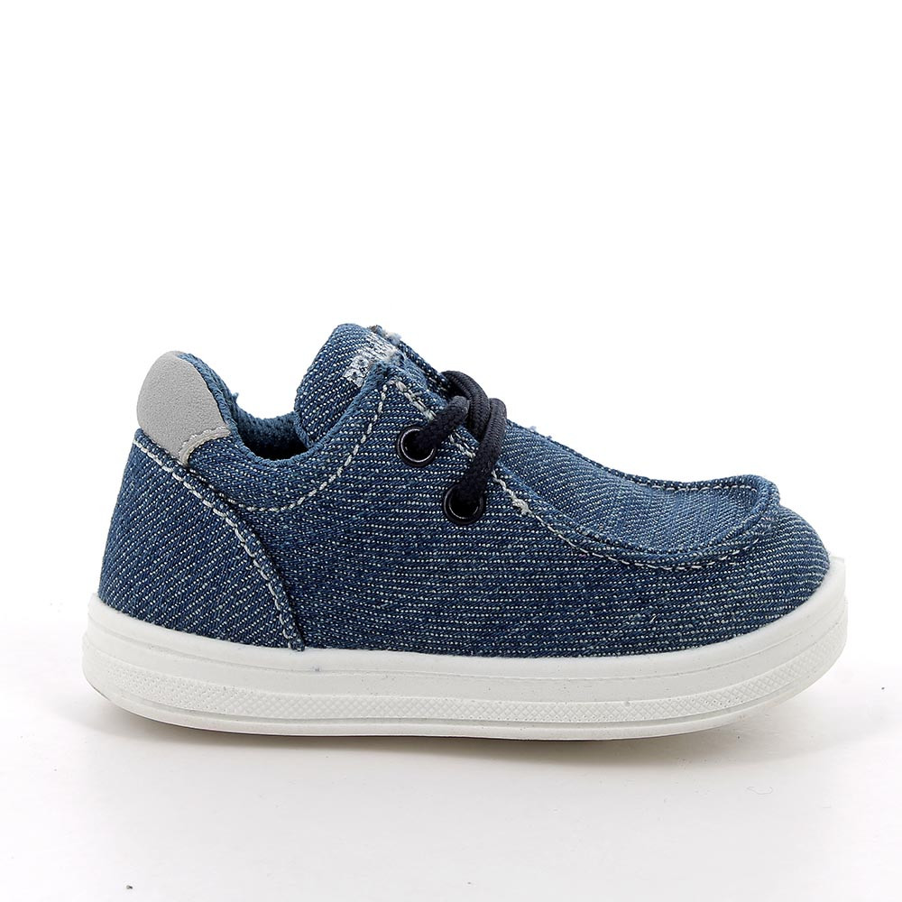 SHOES FOR BOYS  BLUE WITH LACES